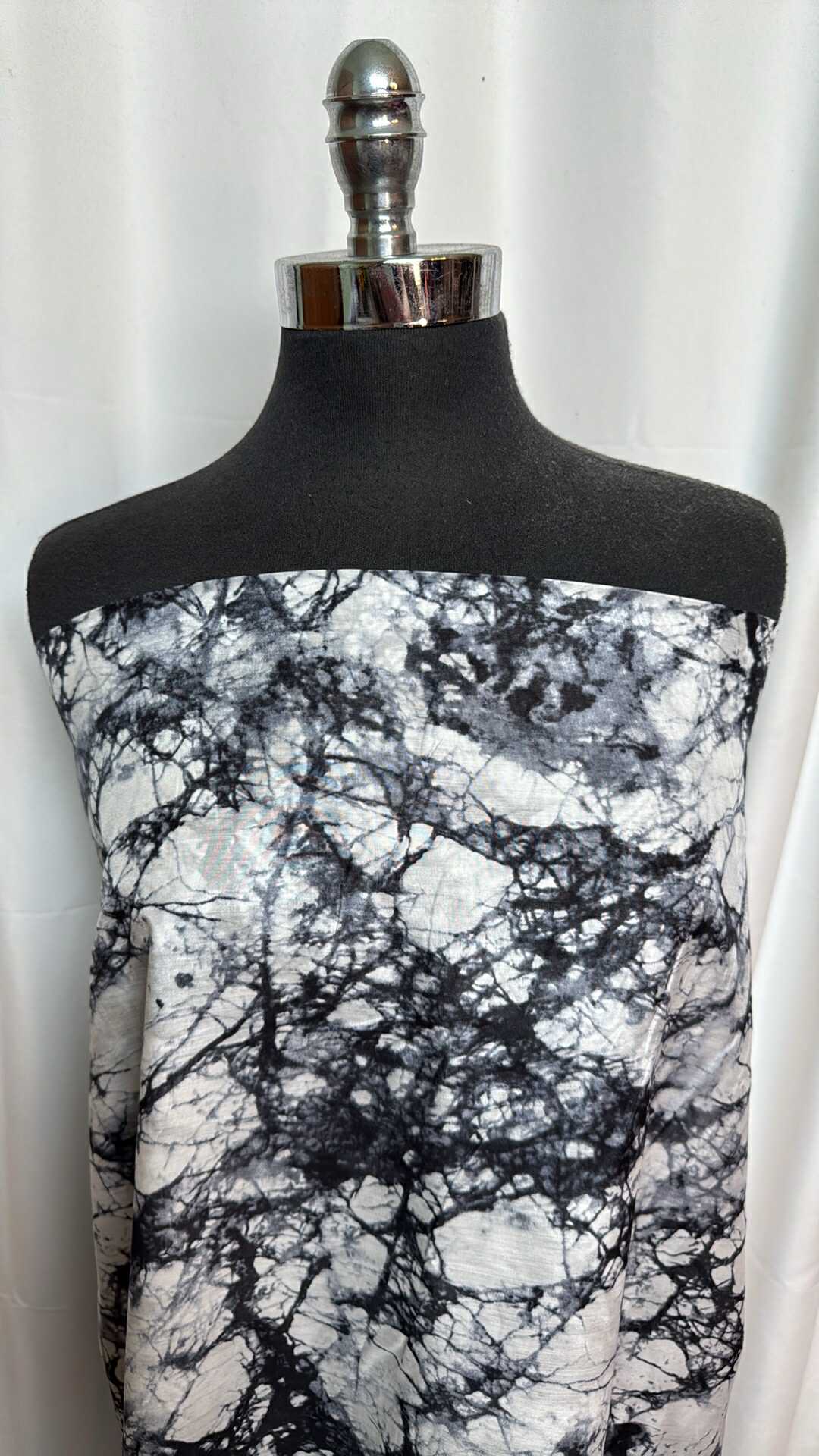 Marble - Silk Woven - 2 Yard Cut
