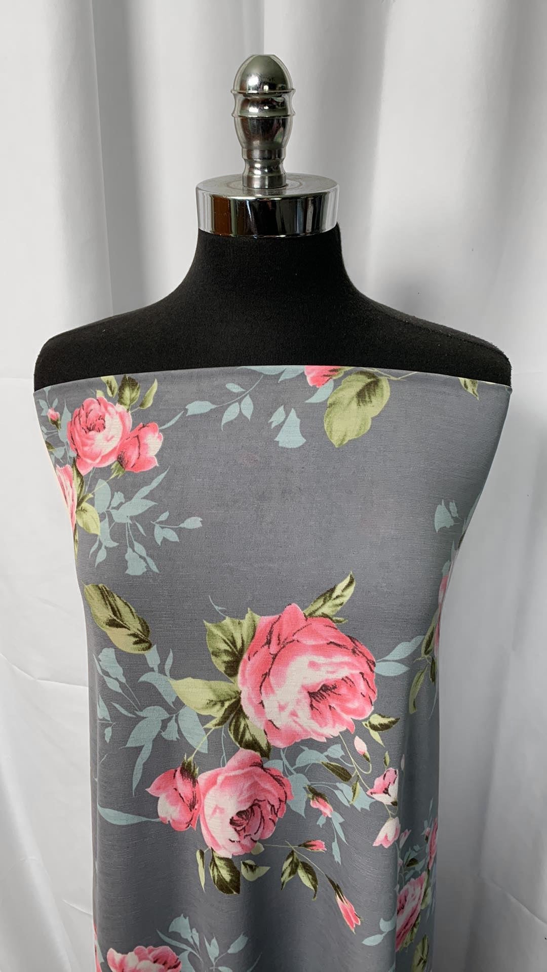 Silver Floral - Bulgari ITY - 3 Yard Cut