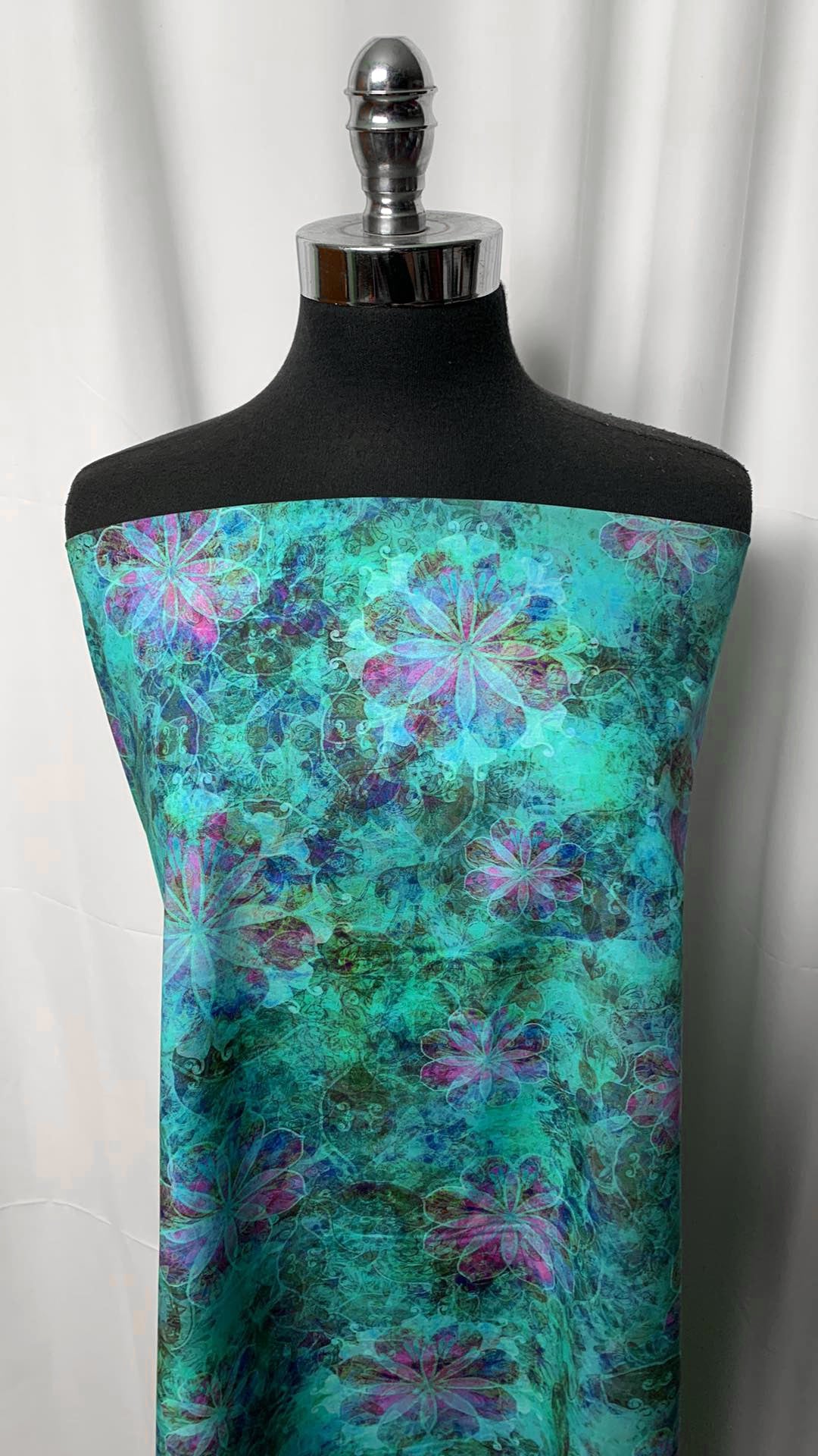 Christine Marques for Robert Kaufman "Venice" - Quilting Cotton - By the Yard