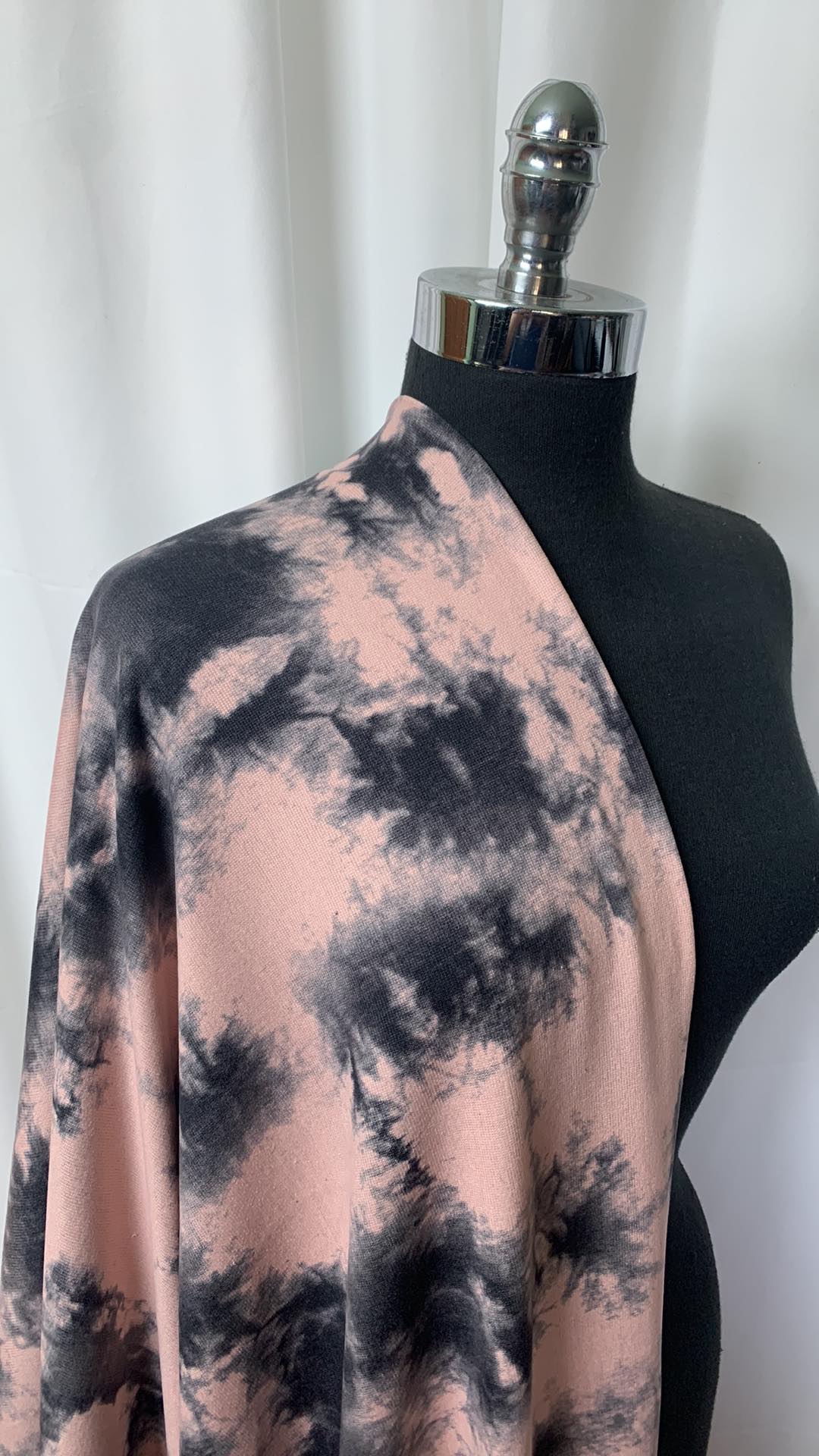 Blush/Black Tie Dye - Oakley Sweater Knit - 2 Yard Cut