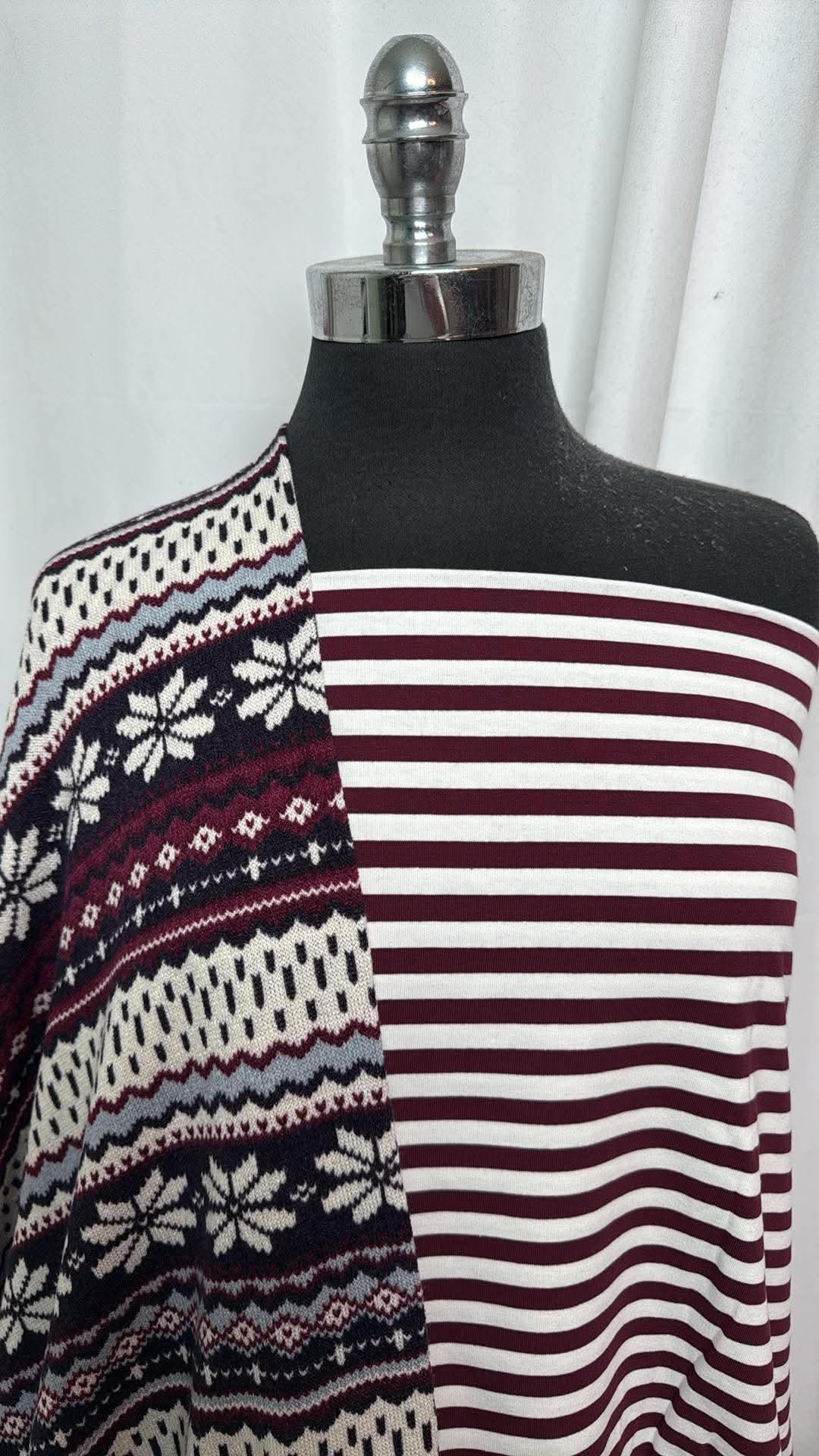SNOWFLAKE/STRIPE BUNDLE : 2YD Snowflake Stripe Hacci SK & 2YD Organic Stripe C/S FT : A31038