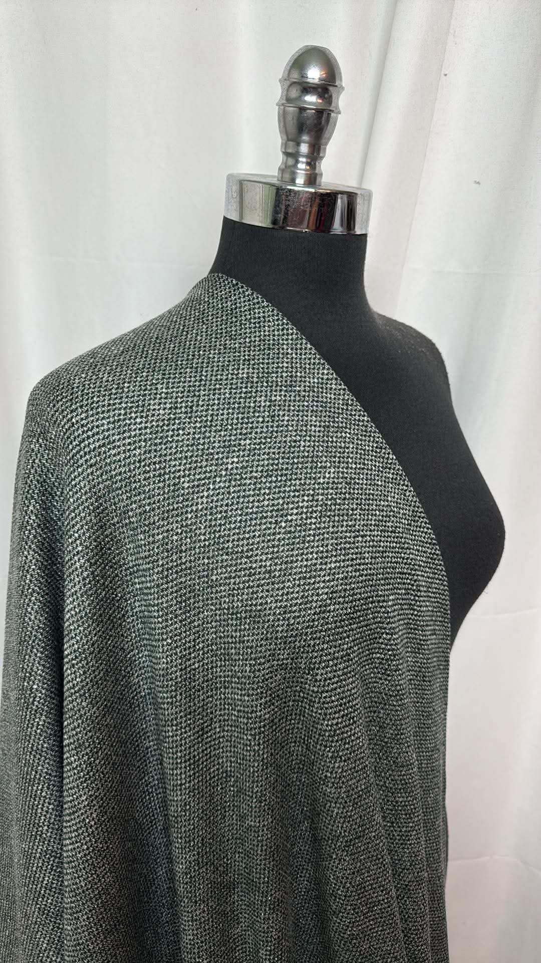 Green/Ivory/Lurex - Poly/Rayon Sweater Knit - 2 Yard Cut