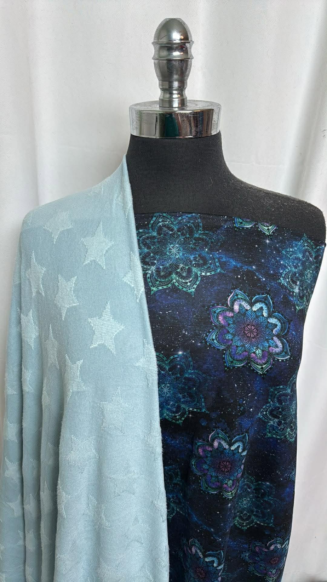 STAR/GALAXY MANDALA BUNDLE : 30" Cut of Galaxy Mandala Peached PF & 1.5YD Star Oakley SK : A30174