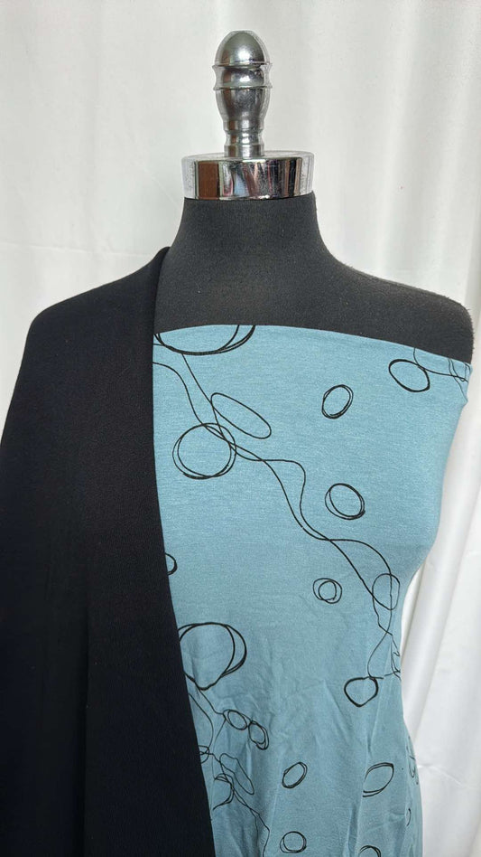 BLACK/BLUEBIRD BUBBLES BUNDLE : 1.5YD Black Sweatshirt Fleece & 1YD Bluebird Bubbles Bamboo/Cotton : A27408