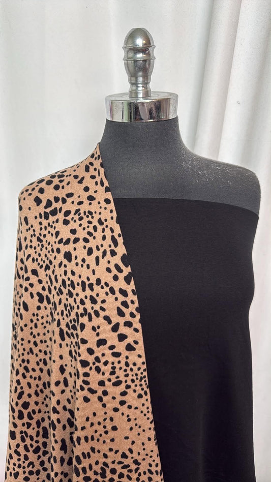 BLACK/DOT BUNDLE : 2.5YD Dot Oakley SK & 2YD Black Pima Cotton : A31014
