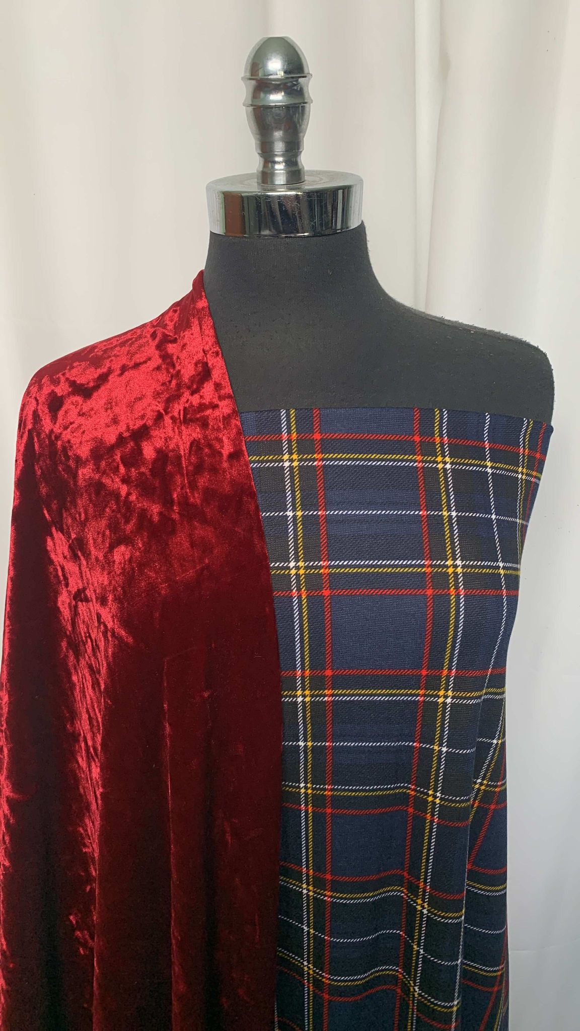 CRUSHED/PLAID BUNDLE : 2YD Plaid Ponte & 2YD Scarlet Crushed Stretch Velvet : A25648