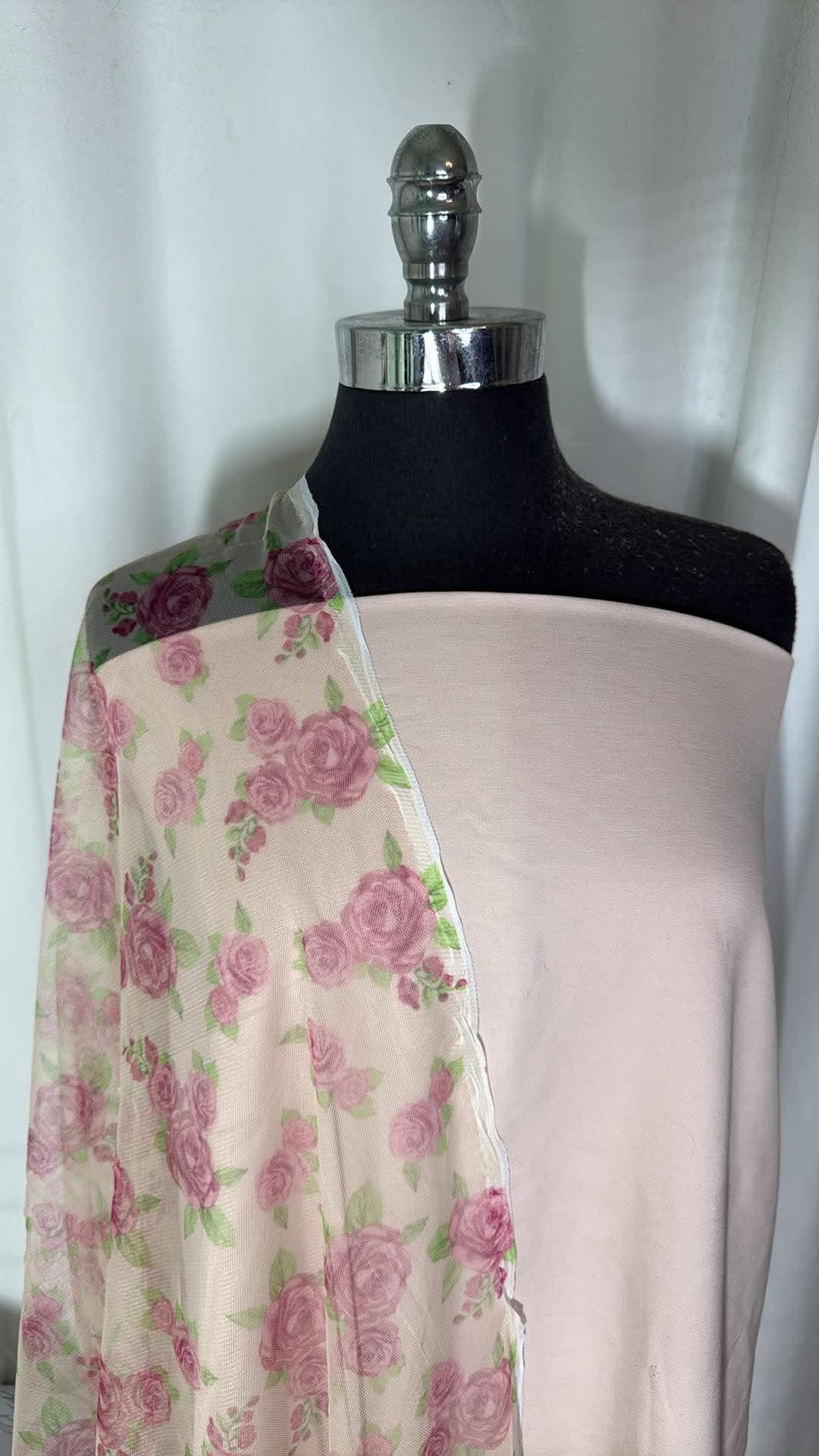 FLORAL MESH/NYLON PONTE BUNDLE : 2YD Floral Mesh & 2YD Solid Nylon Ponte : A31129