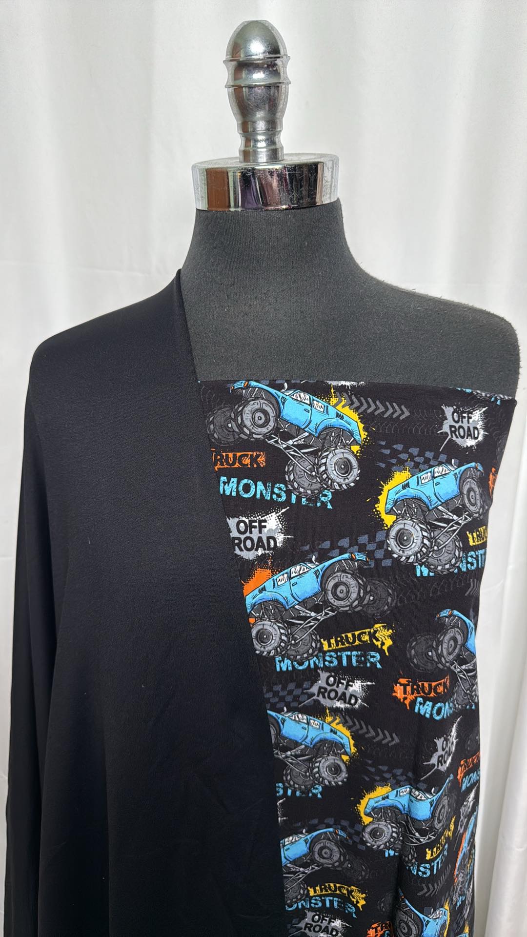 BLACK/BLUE MONSTER TRUCK BUNDLE : 2YD Black PF FT & 1+YD Blue Monster Trucks on Black C/S : A27054