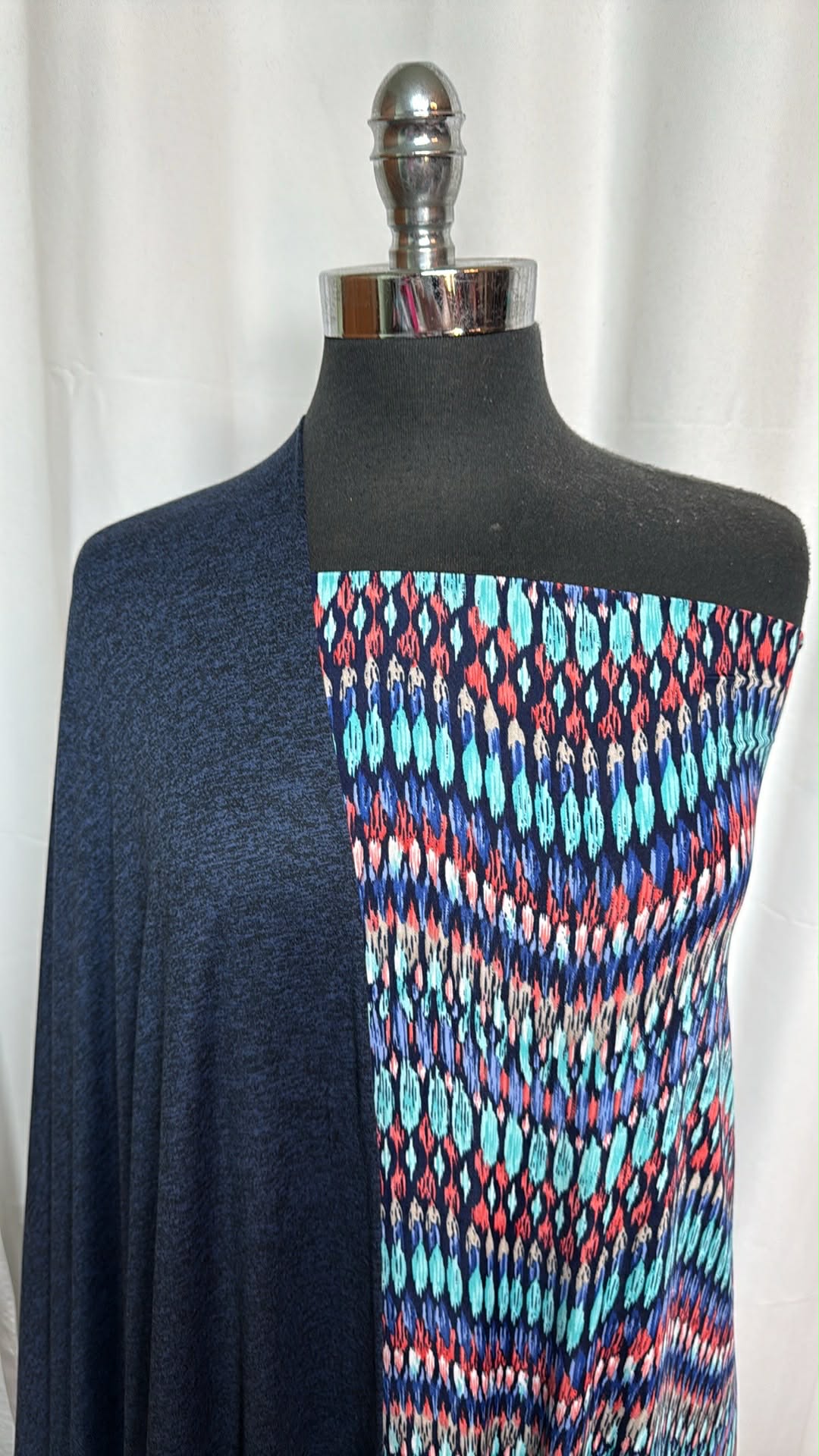 NAVY-BLACK/GEO BUNDLE : 2YD Navy/Black Featherweight PF & 2YD Geo Venezia : A29387