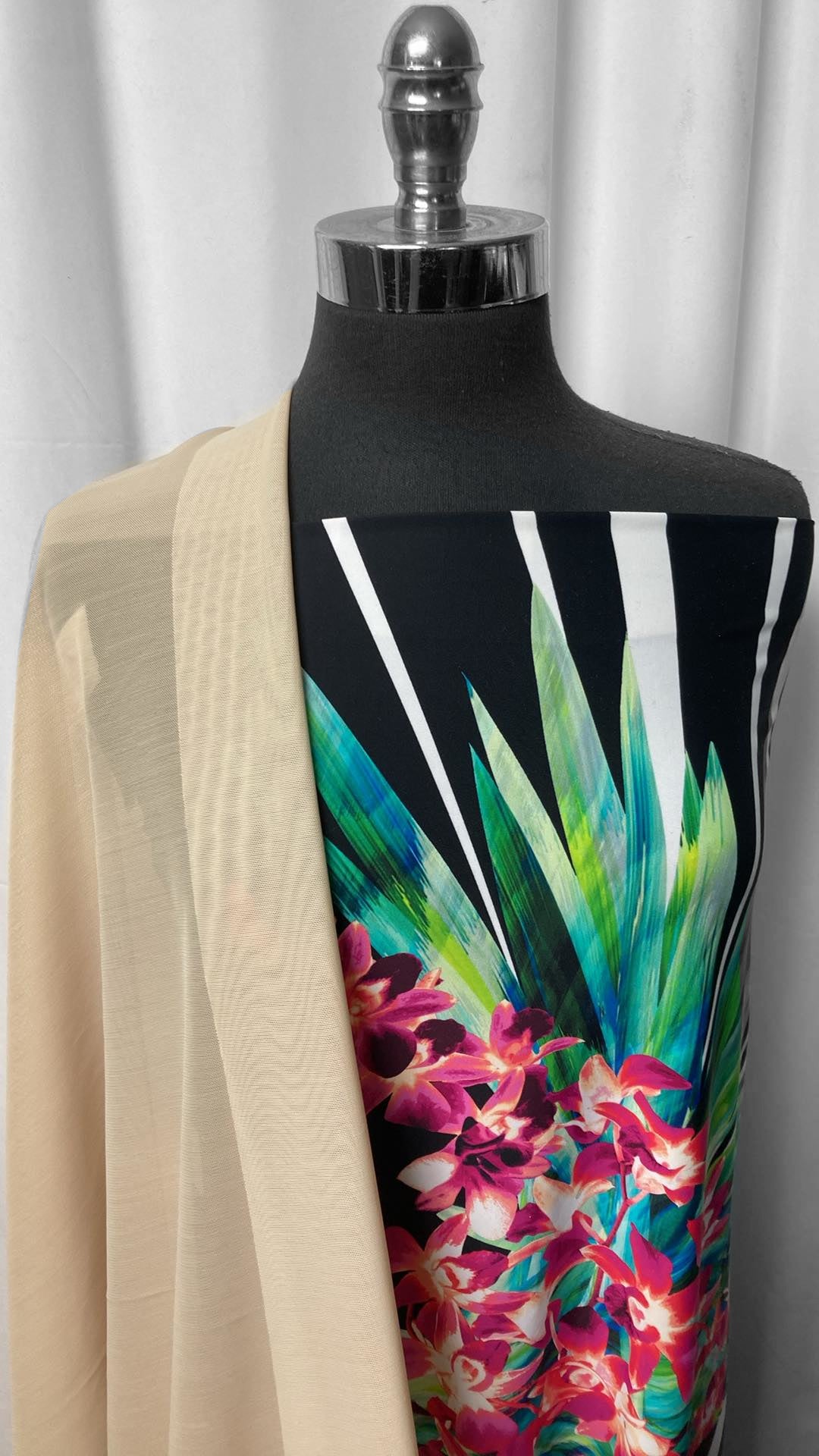 ORCHID/POWERMESH BUNDLE : 1YD Orchid N/S PANELS & 1YD Heavy Powermesh : A25147