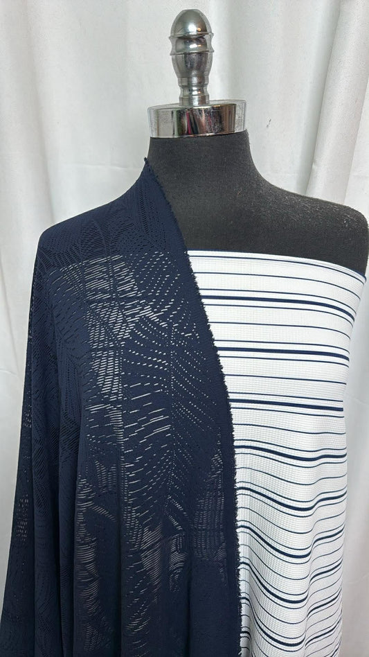 NAVY LEAVES/STRIPE BUNDLE : 2YD White/Navy Stripe Textured N/S Swim & 2YD Navy Leaves N/S : A30397
