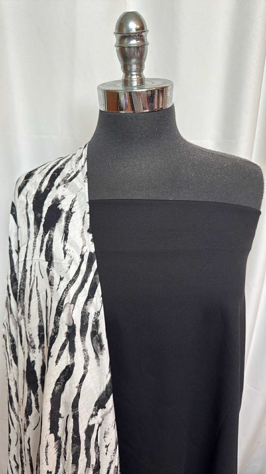 BLACK/ZEBRA BUNDLE : 1YD Black Peached PF & 2YD Zebra Cotton Silk : A27819