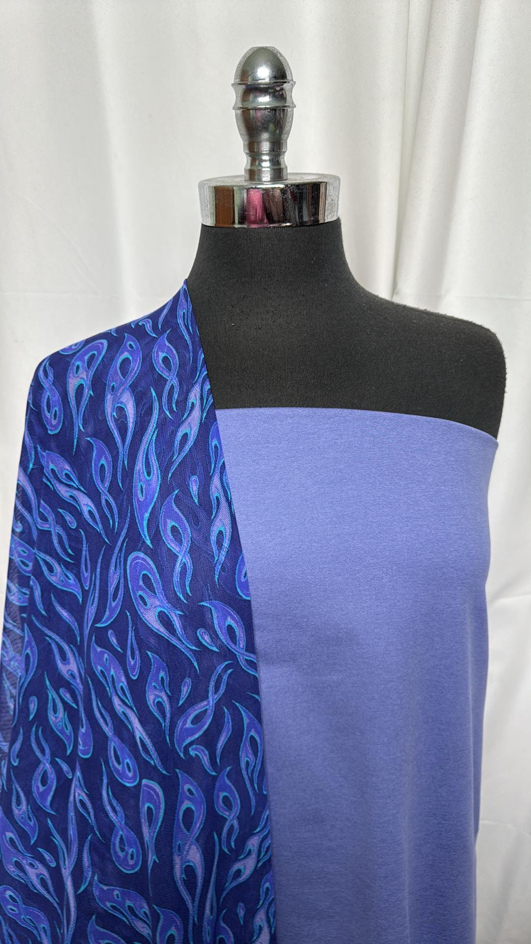 PERIWINKLE/FLAMES BUNDLE : 1.5YD Periwinkle Peached PF & 2YD Flames Stretch Mesh : A27097