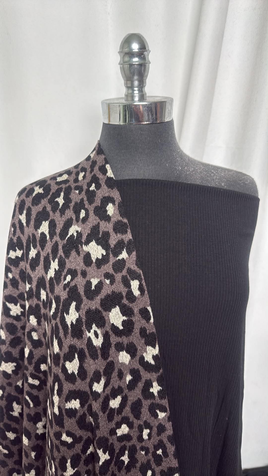 BLACK RIB/LEOPARD HACCI BUNDLE : 2.5YD Black R/S Rib & 2YD Leopard Hacci SK : A30825
