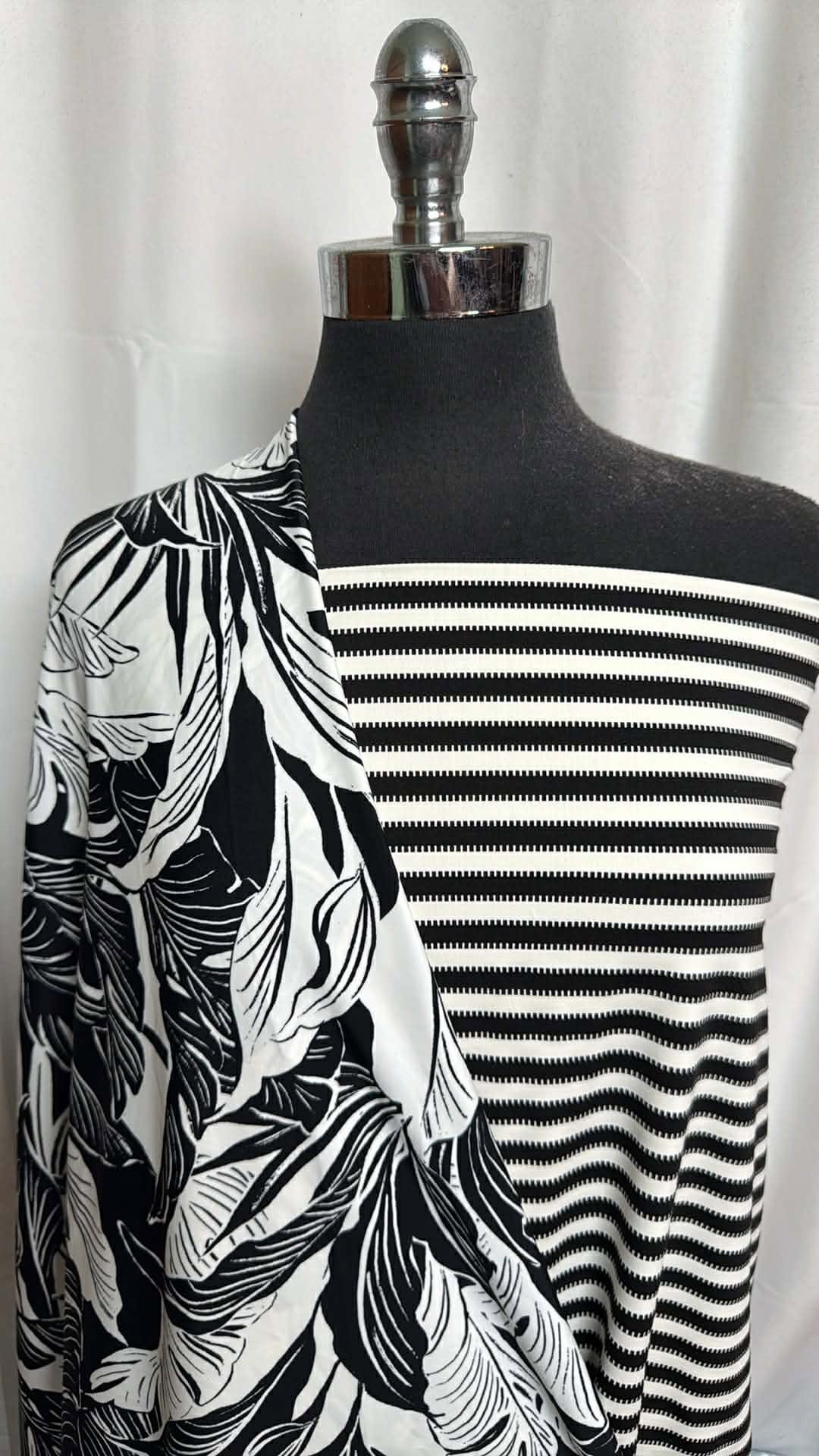 BLACK/WHITE GEO FLORAL/STRIPE BUNDLE : 2YD Black/White Stripe N/S & 1.5YD Black/White Geo Floral N/S : A29934