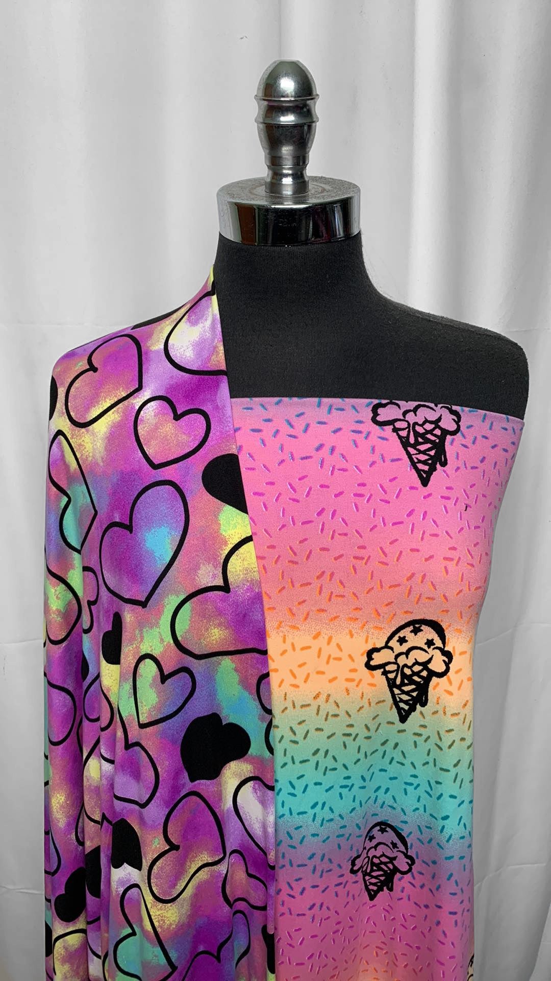 ICE CREAM/HEART BUNDLE : 2YD Tie Dye Hearts DBP & 2YD Ombre Ice Cream DBP : A25430