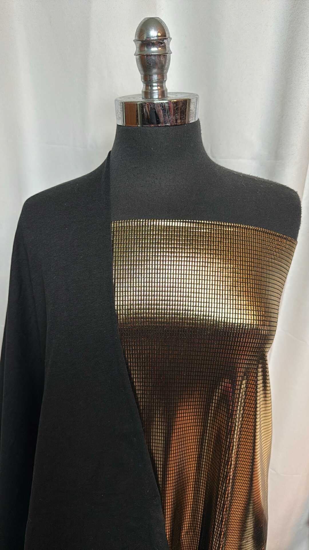 BLACK/GOLD FOIL BUNDLE : 2YD Gold Foil ITY & 1YD Black 2-Tone Peached PF : A28751