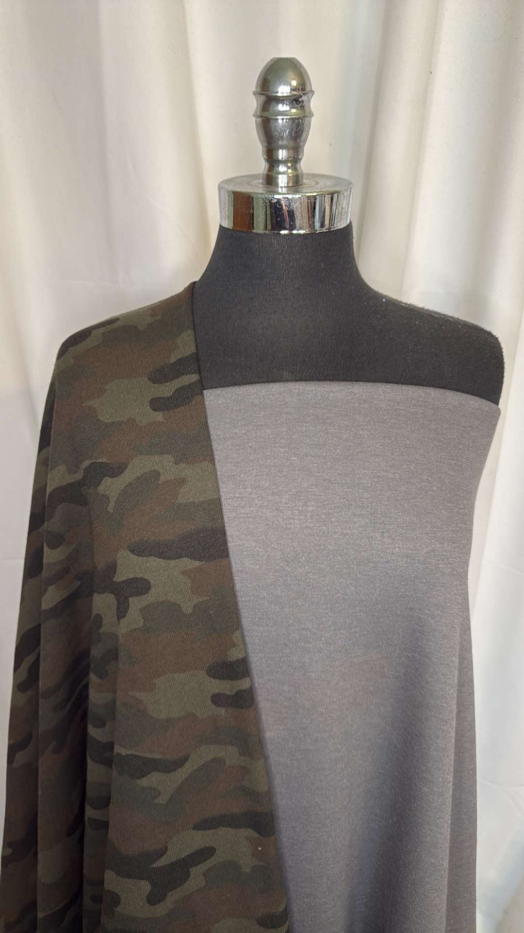 CAMO/POLARTEC BUNDLE : 2YD Camo Sweatshirt Fleece (72" Wide) & 2YD Grey Polartec : A26760