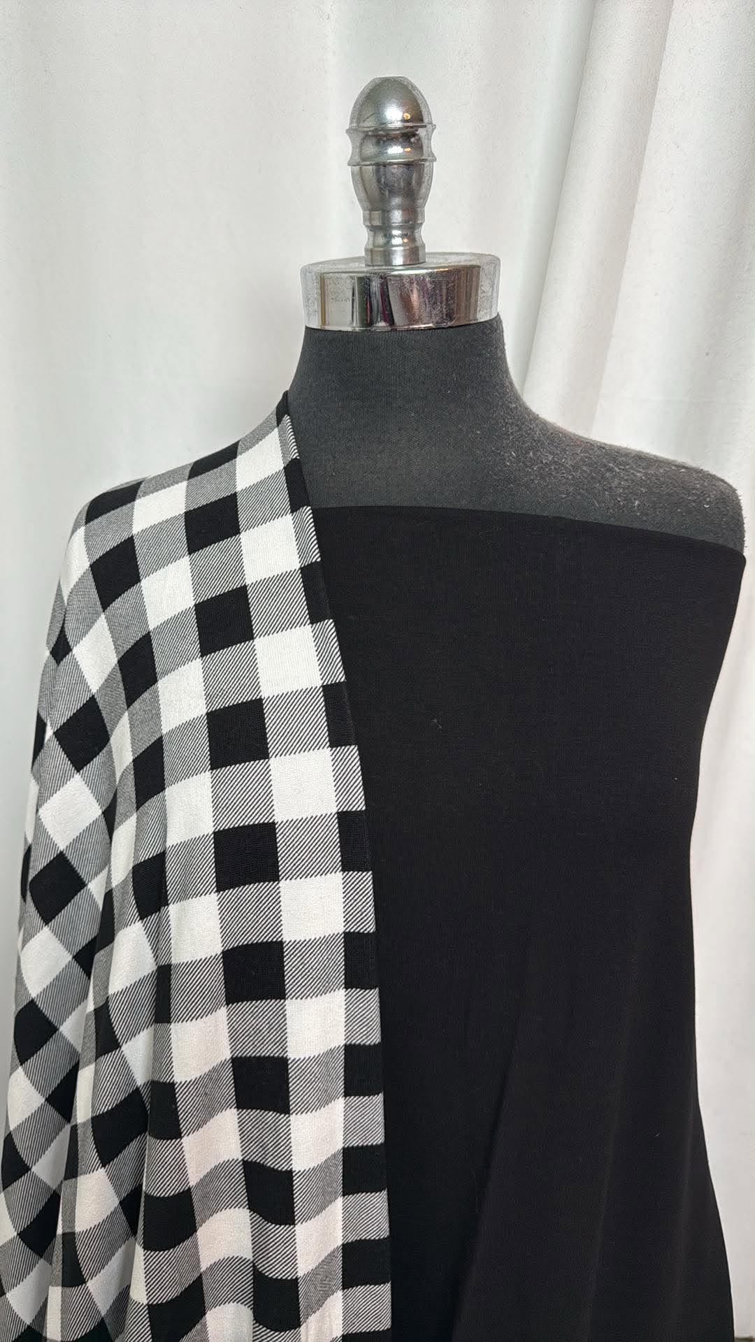 BLACK/WHITE PLAID BUNDLE : 2+YD Black Bamboo C/S FT & 2YD Black/White Plaid Oakley SK : A30786