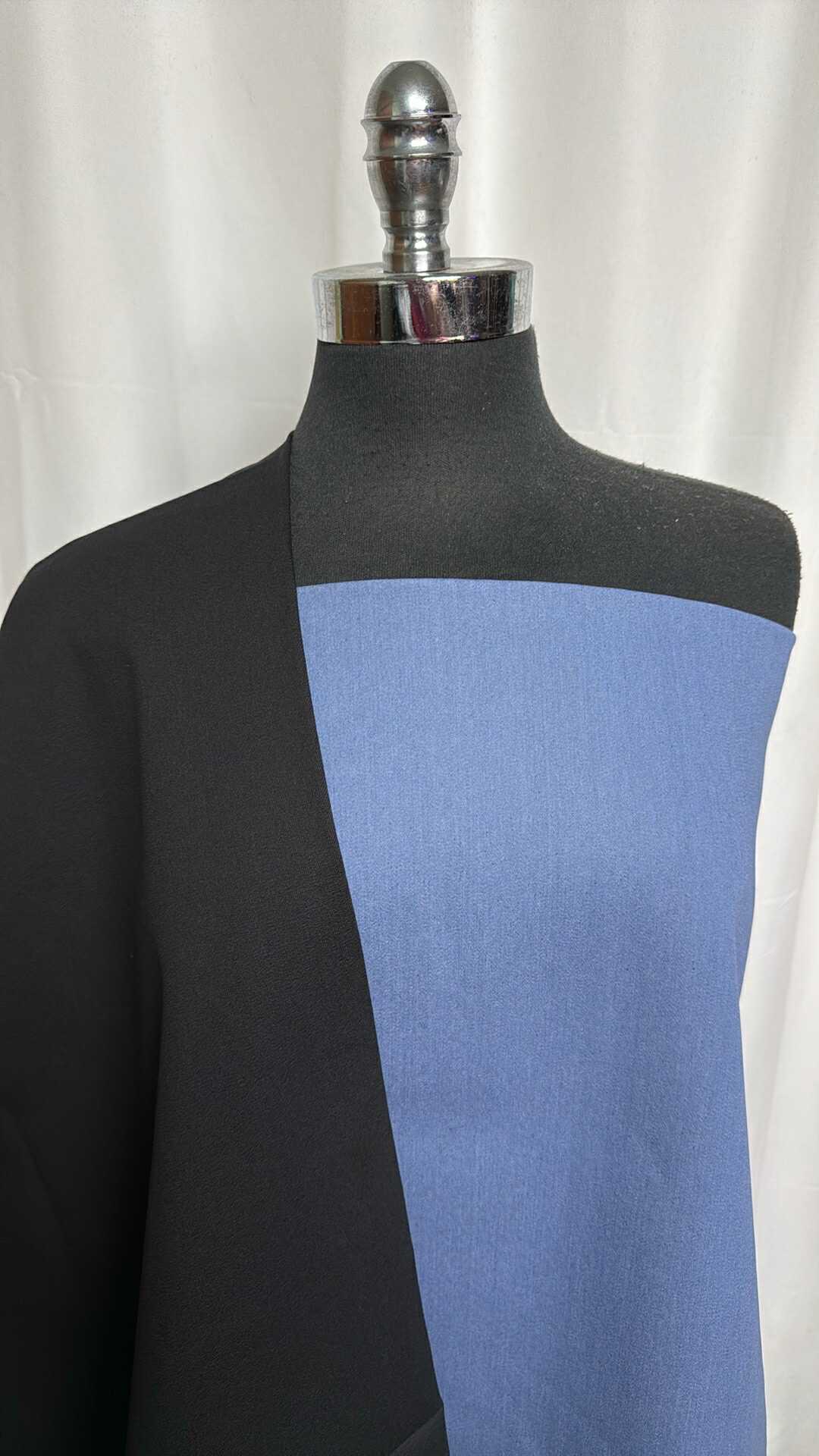 BLACK/BLUE TWILL BUNDLE : 2YD Blue Stretch Twill & 2YD Black Stretch Twill : A29315