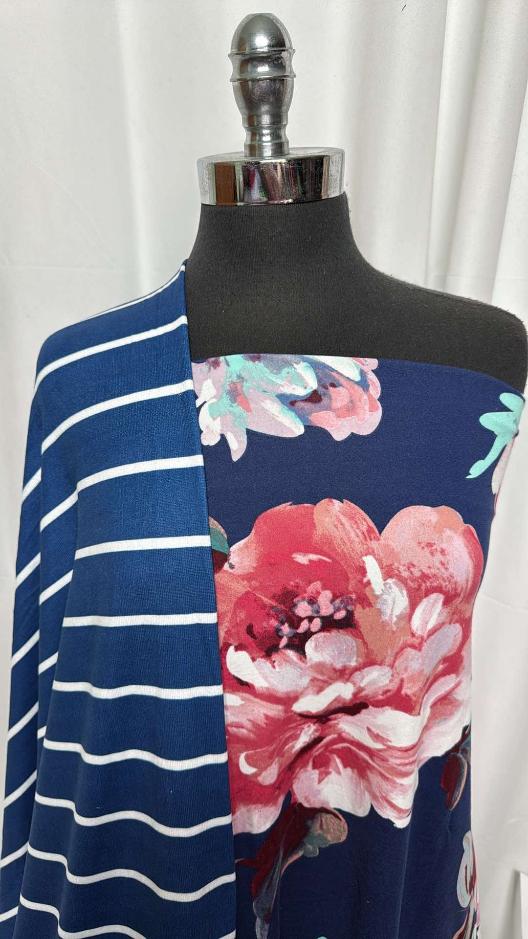 NAVY FLORAL/STRIPE BUNDLE : 2YD Stripe Oakley SK & 1YD Navy Floral DBP : A27278
