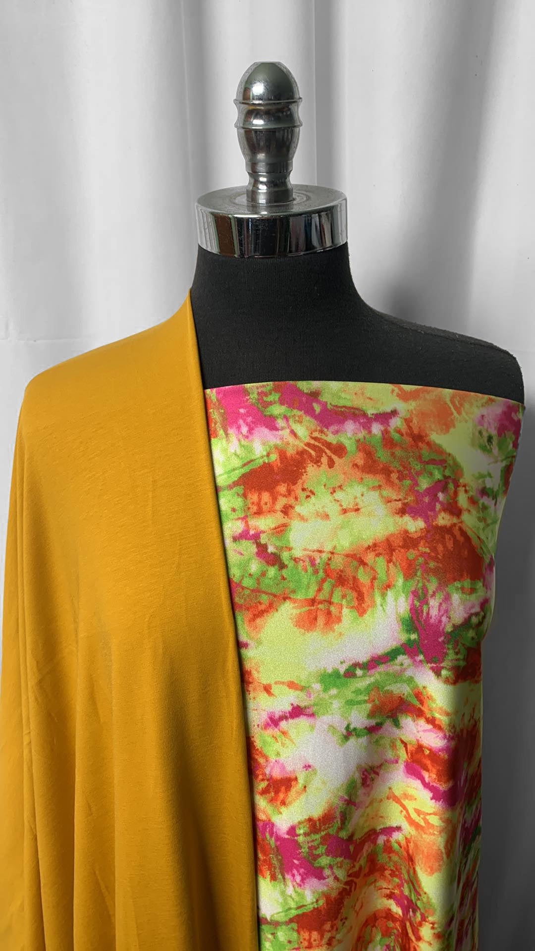 MUSTARD/ABSTRACT BUNDLE : 2YD Abstract Yoga PF & 2YD Mustard MVC : A25086