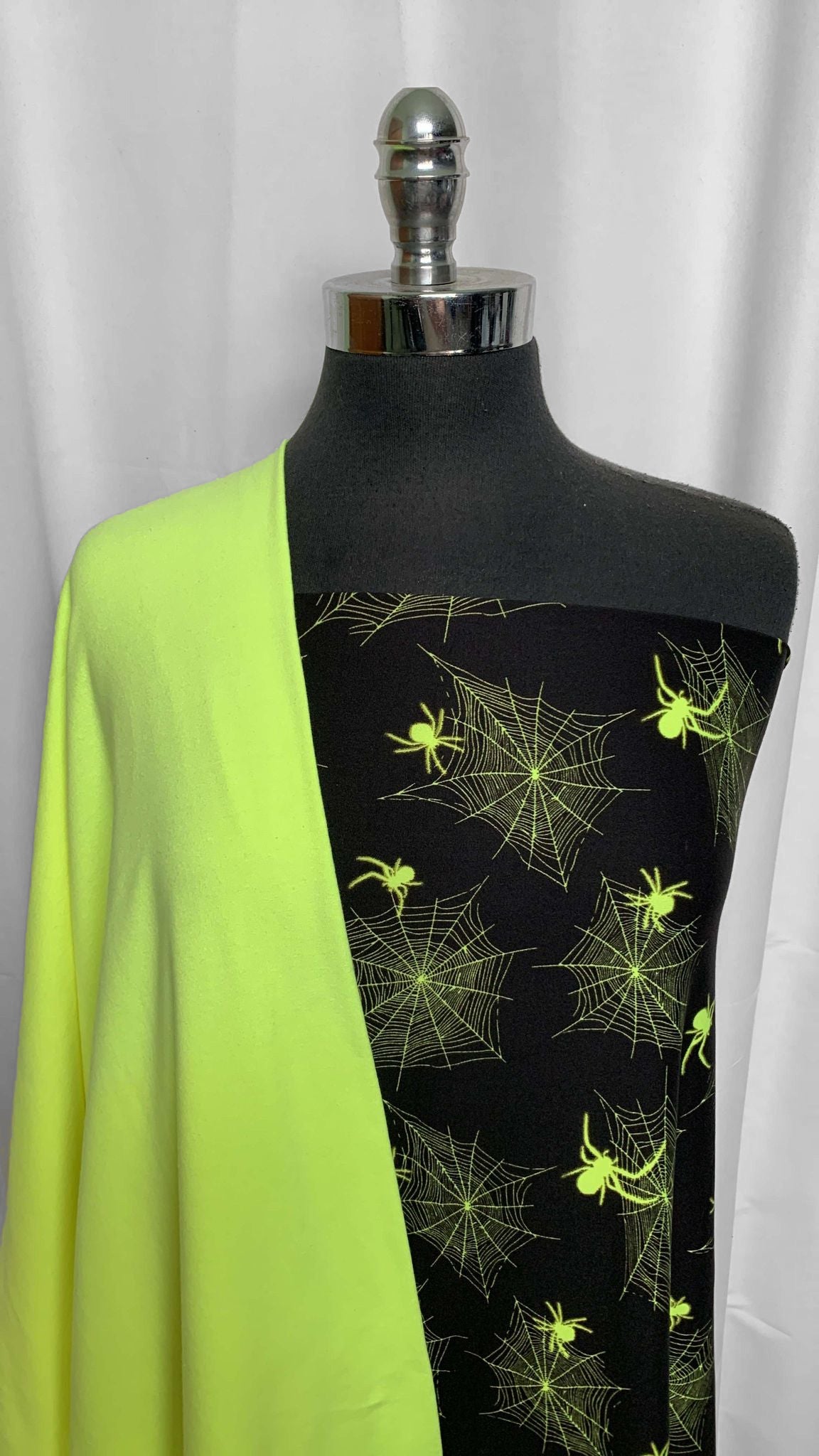 NEON/BLACK SPIDERS BUNDLE : 1YD Neon C/S & 2YD Black/Neon Spider DBP : A25800