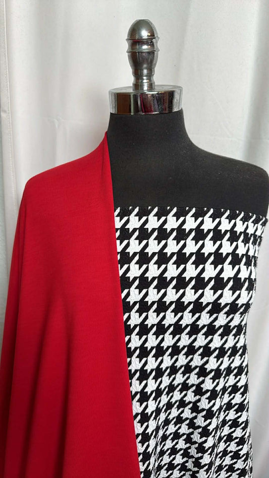 RED/BLACK-WHITE HOUNDSTOOTH BUNDLE : 4YD Houndstooth DK & 2YD Red Rib Peached PF : A29729