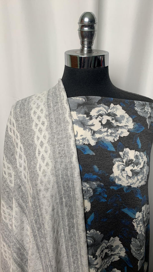 GREYSCALE/BLUE FLORAL BUNDLE : 2YD Greyscale/Blue Floral PRS FT & 2YD Cable Oakley SK : A2106