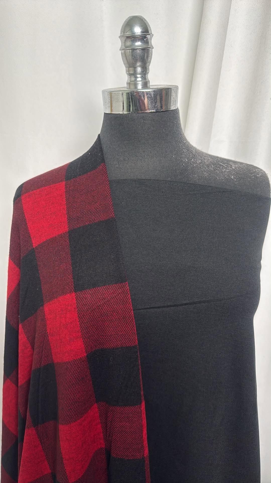 BLACK/RED BUFFALO PLAID BUNDLE : 1YD Black 2-Tone Peached PF & 2YD Plaid Brushed Hacci SK : A30831