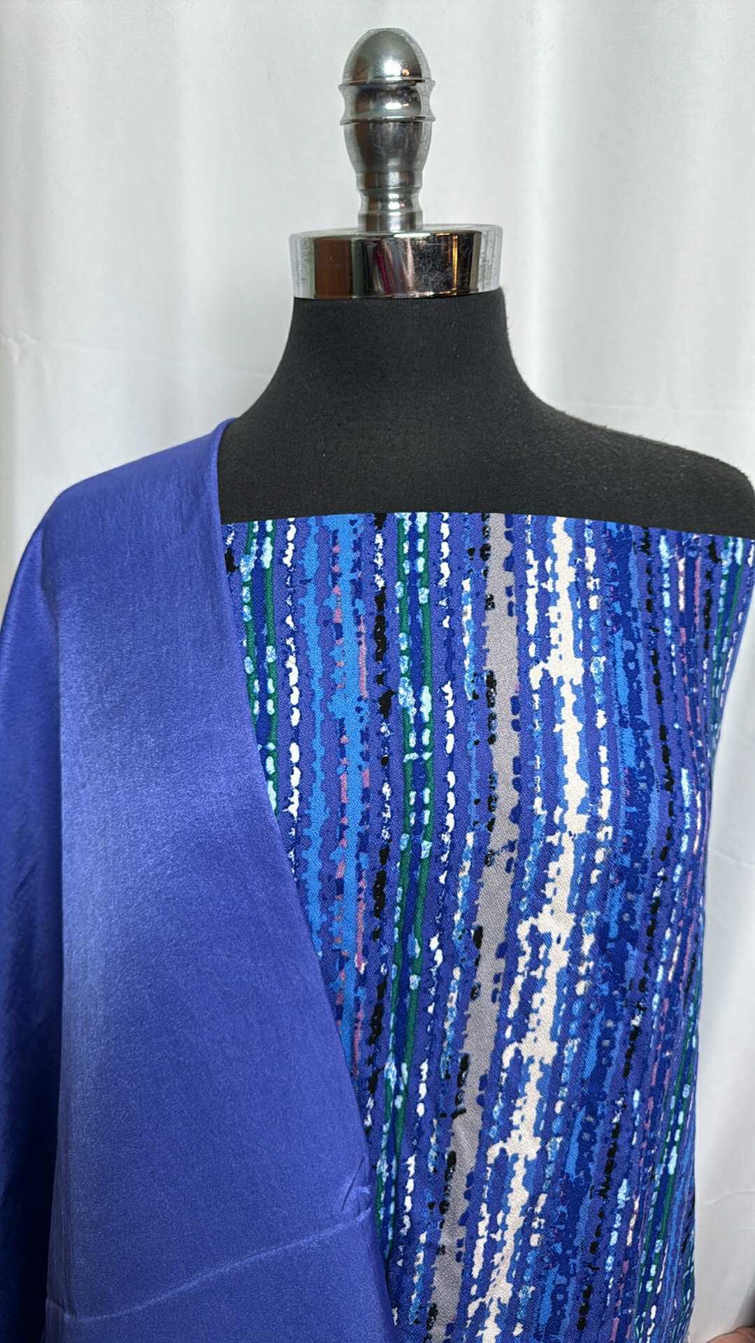 BLUE VERTICAL BUNDLE : 2YD Vertical Rayon Woven & 2YD Blue Water-Resistant Woven : A28912