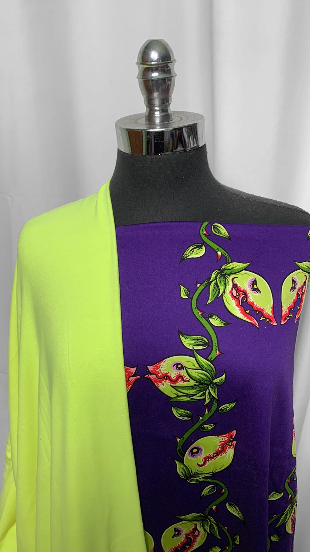 MAN-EATER BUNDLE : 2YD Horror Plant Stretch Cotton Sateen & 2YD Neon C/S : A2483