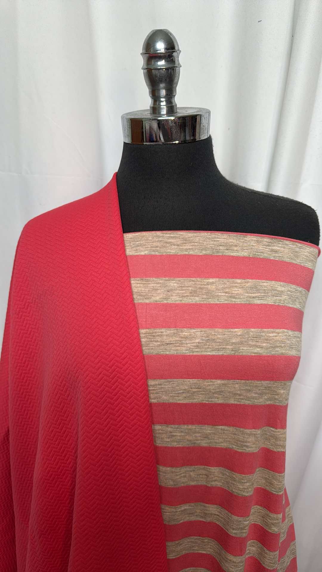 CORAL/STRIPE BUNDLE : 2YD Stripe R/S & 2YD Coral P/S DK : A27202
