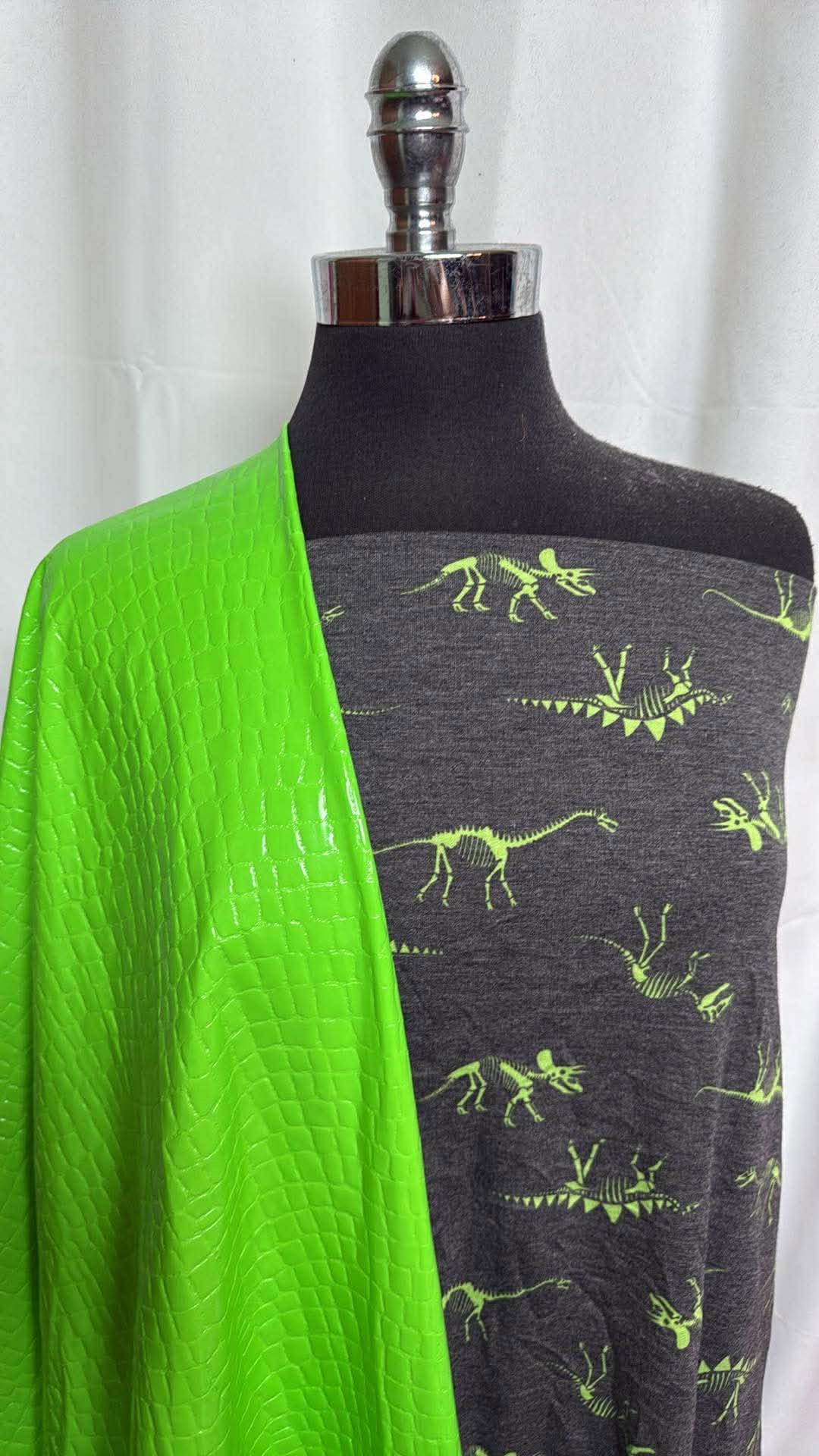 DINO/LIME SCALES BUNDLE : 2YD Lime Scales on P/S & 1.5YD Dinos PRS FT : A29966