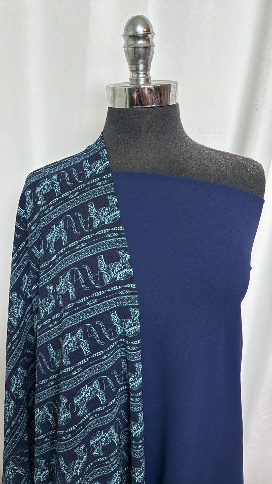NAVY/ELEPHANTS BUNDLE : 2YD Navy Yoga PF & 2YD Elephants Bubble Crepe : A30387