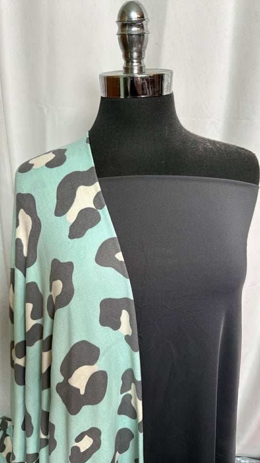 CHARCOAL/LEOPARD BUNDLE : 2YD Charcoal Yoga PF & 2YD Leopard Oakley SK : A29984
