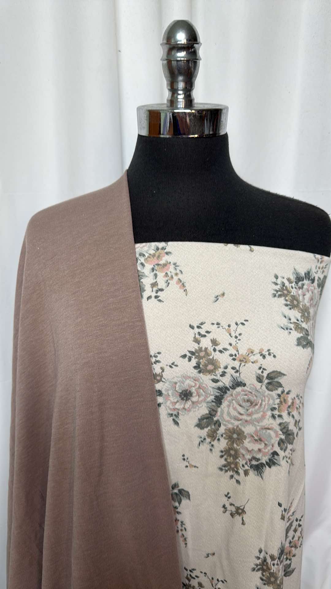 TAUPE/IVORY FLORAL BUNDLE : 2YD Ivory Floral Cotton FT & 2YD Taupe Brushed PRS FT : A26872