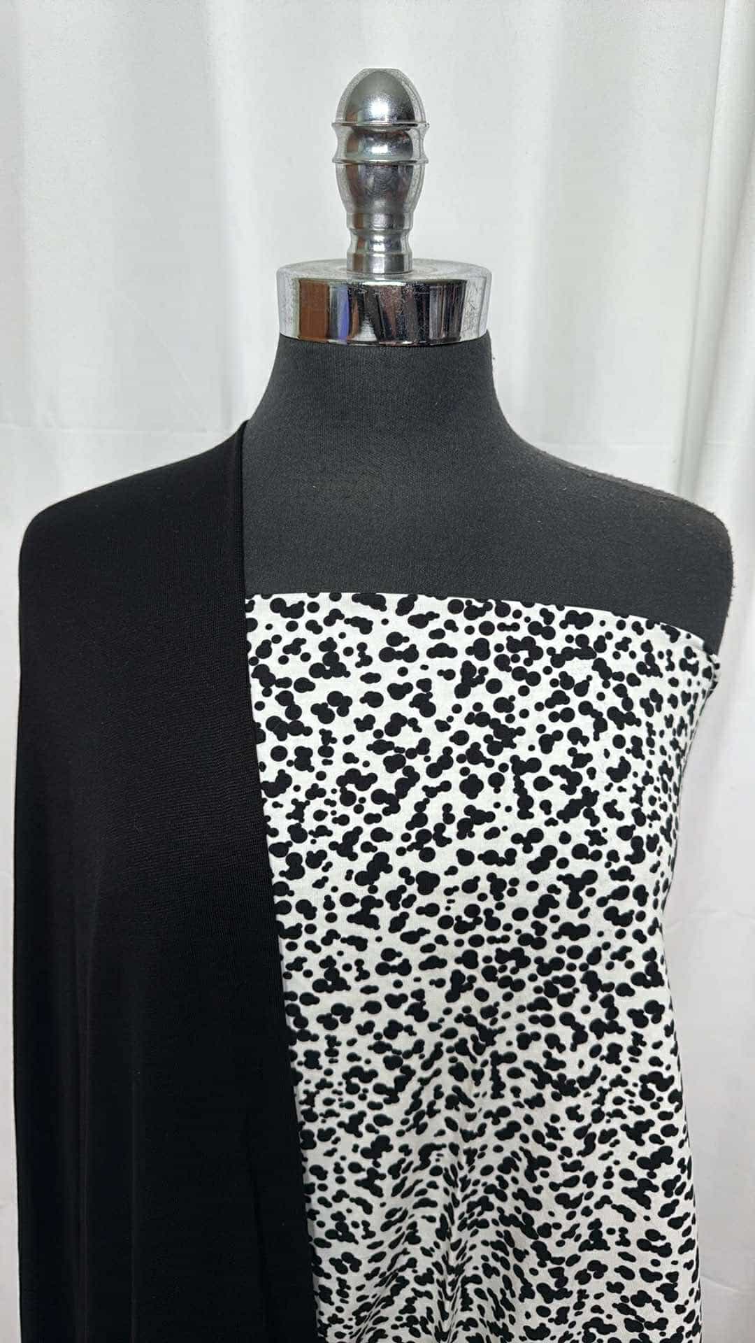 BLACK/WHITE DOT BUNDLE : 1+YD Black Compacted Modal Rib & 1+YD Black/White Dot 95/5 C/S : A27003