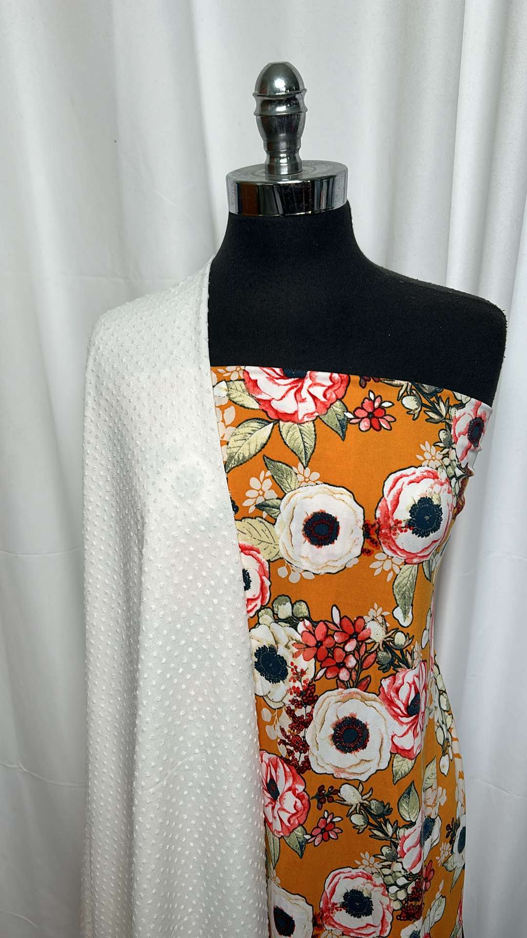 IVORY DOT/MUSTARD FLORAL BUNDLE : 2YD Mustard Floral DBP & 2YD Ivory Swiss Dot : A26342