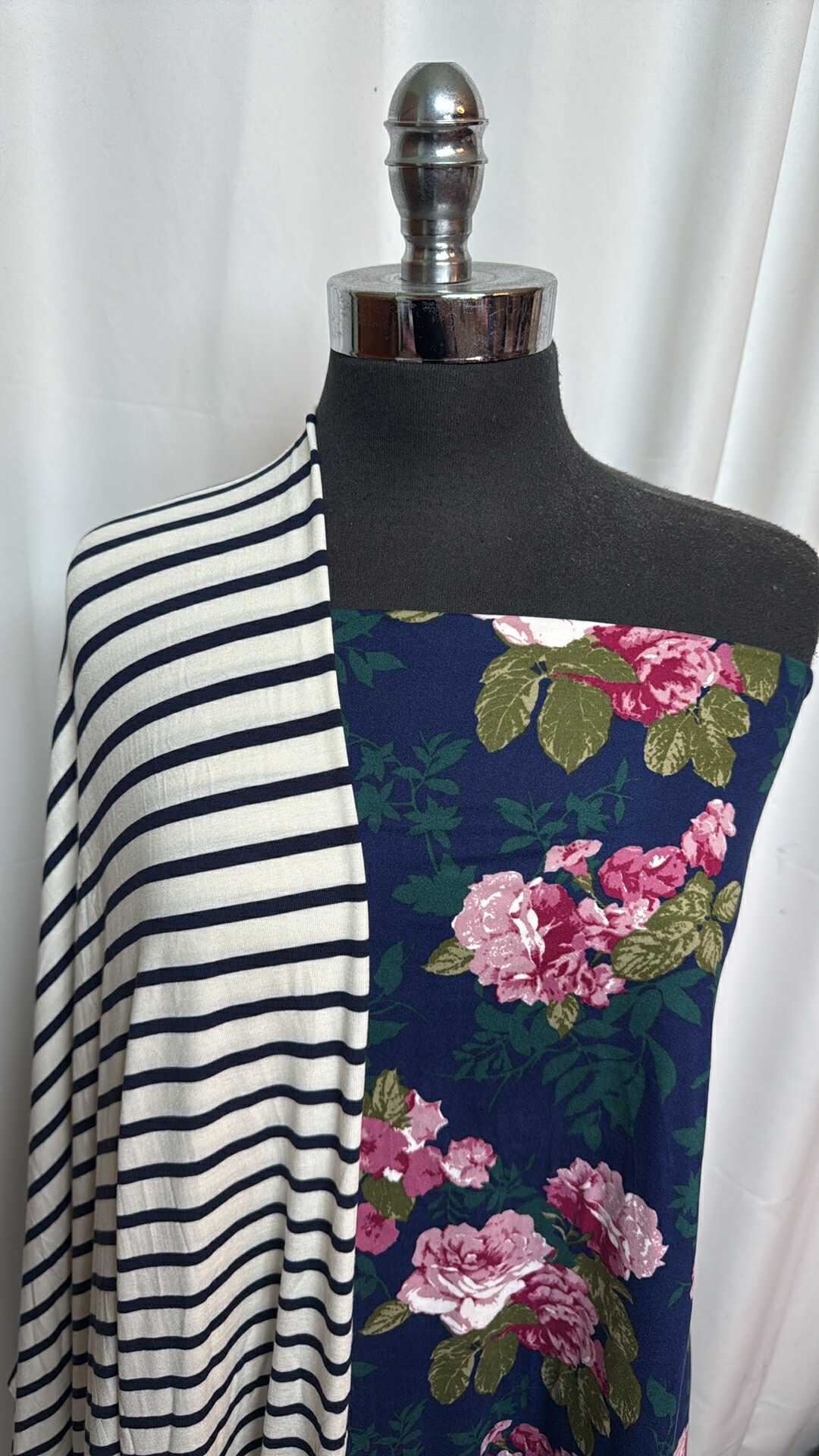 NAVY FLORAL/STRIPE BUNDLE : 2YD Navy Floral DBP & 2YD Stripe Bamboo : A27556