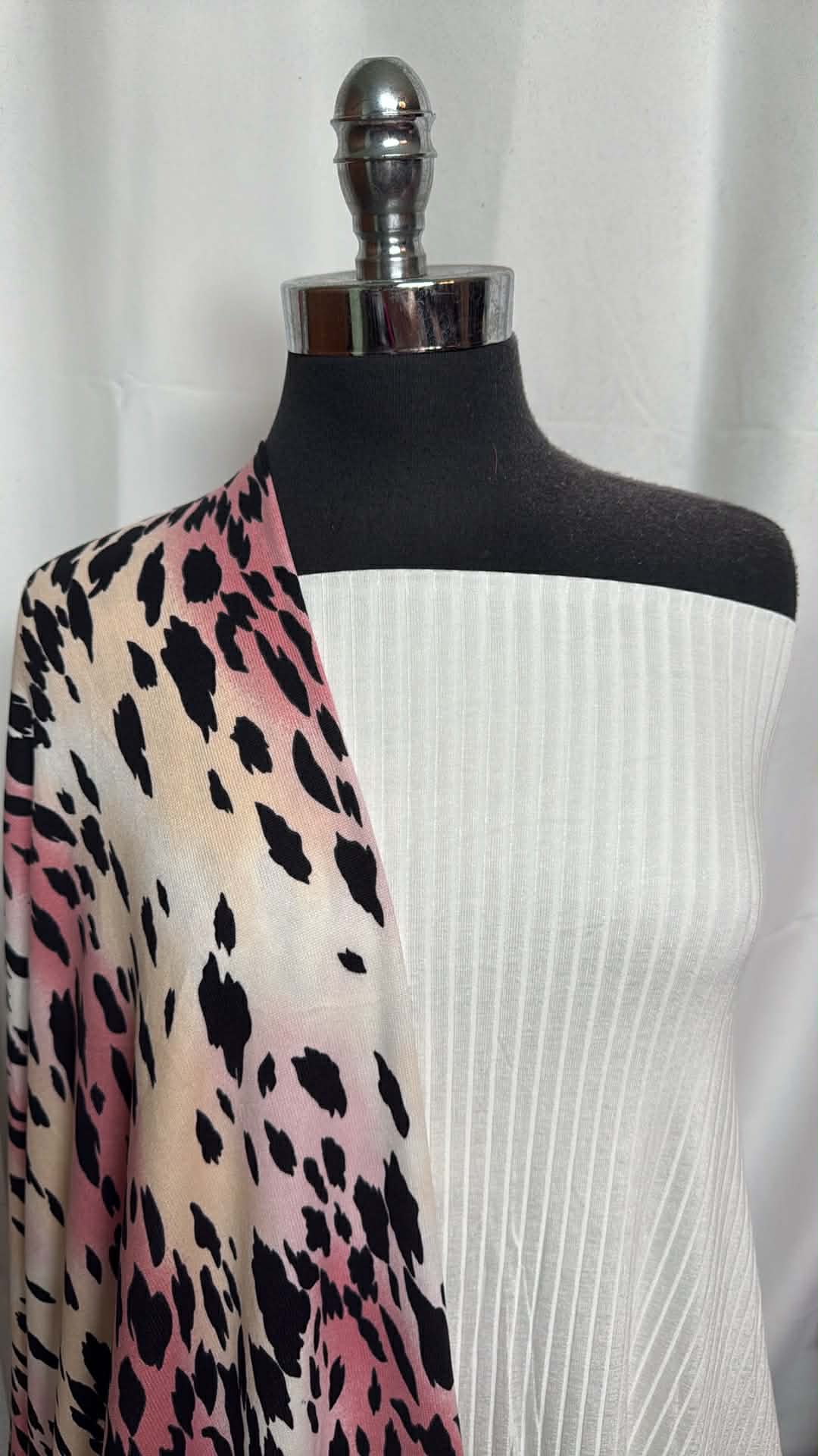 LEOPARD/WHITE RIB BUNDLE : 2YD White R/S Rib & 2YD Leopard Oakley SK : A29878