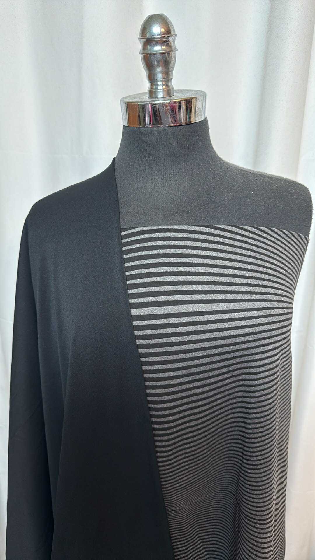 BLACK/LINES BUNDLE : 2YD Lines PF & 1.5YD Solid Black Peached PF : A28665