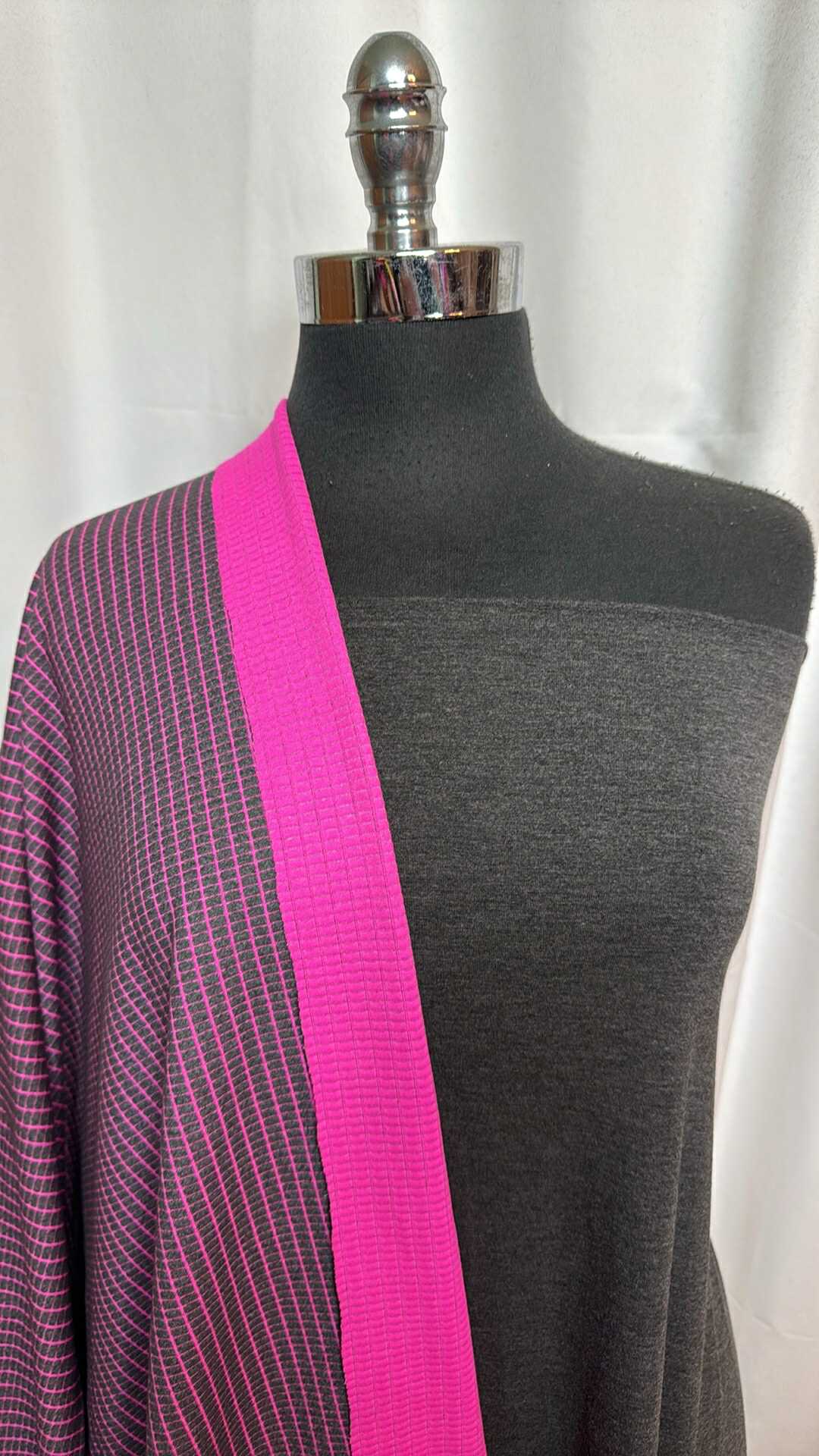CHARCOAL/PINK 2-FACE BUNDLE : 1.5YD Heathered Charcoal Modal Jersey & 2YD Pink 2-Faced Jacquard PF : A28755