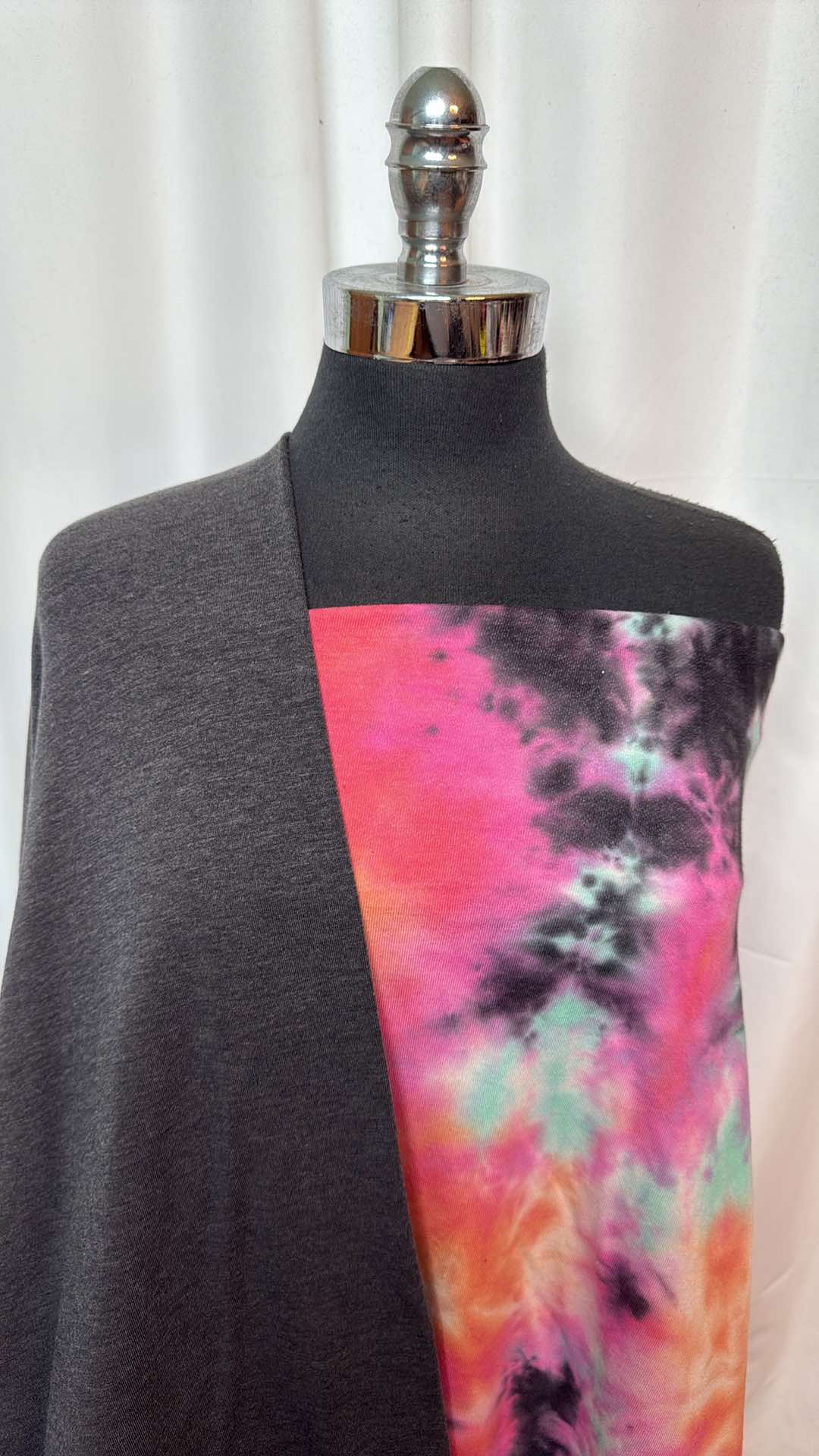 CHARCOAL/TIE DYE BUNDLE : 1YD Tie Dye C/P FT (Piece of selvedge missing) & 2YD Charcoal Polartec : A26810