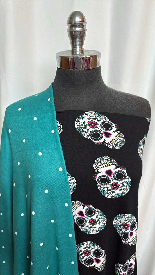 TEAL DOT/SUGAR SKULLS BUNDLE : 2YD Sugar Skulls DBP & 2YD Teal Dot Oakley SK : A28443