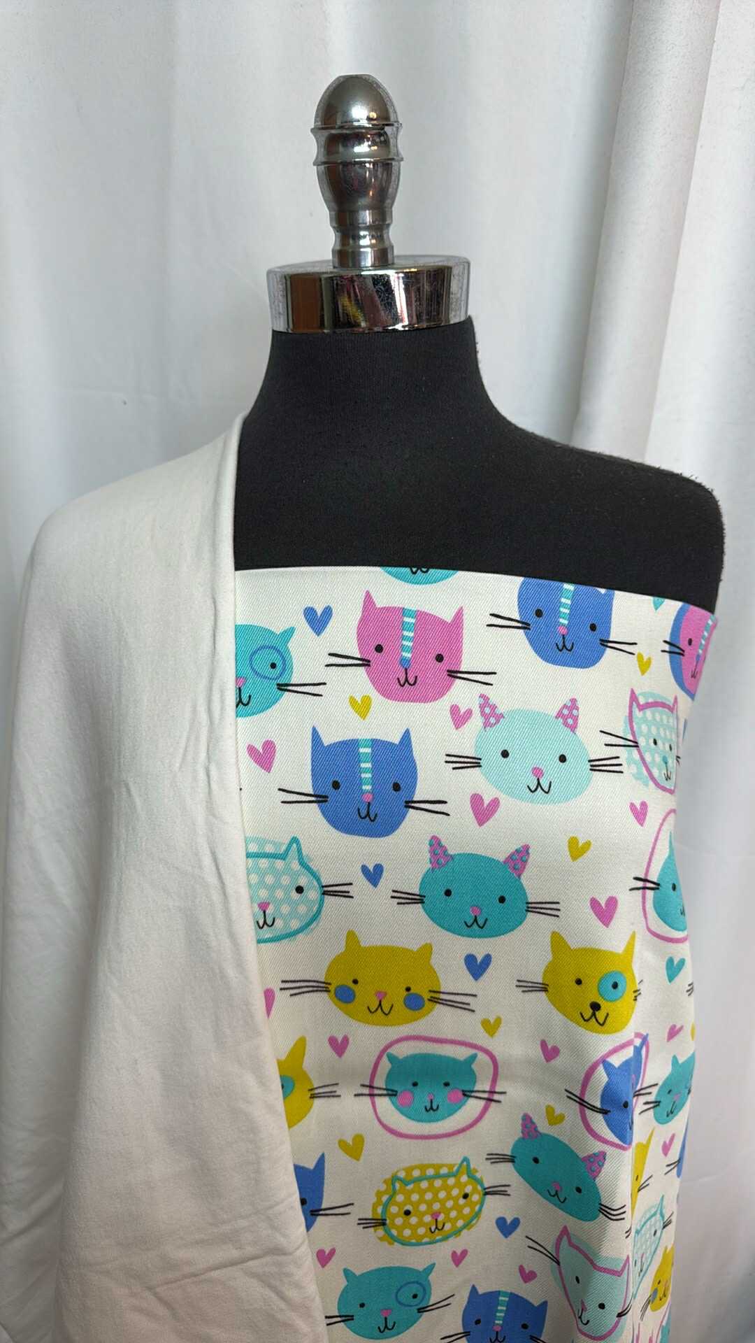 IVORY/CATS BUNDLE : 2YD Cats Stretch Twill & 1YD Ivory Brushed C/S FT : A28775