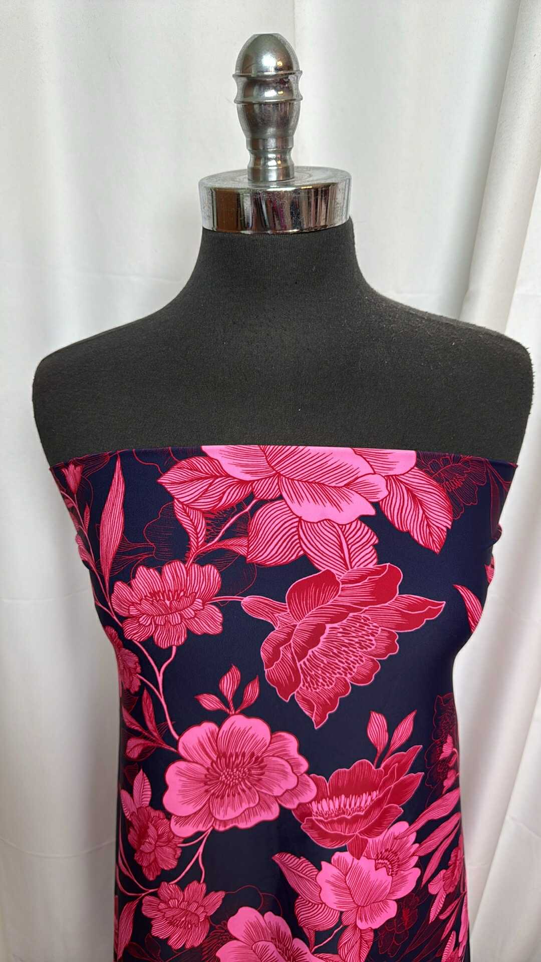 21 - Nylon/Spandex - 1.5 Yard Cut