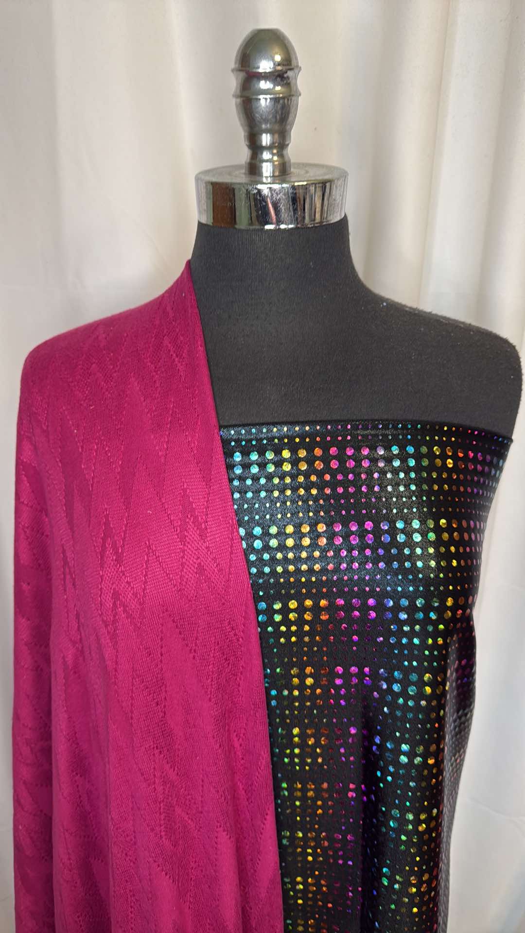 FUCHSIA/FOIL DOT BUNDLE : 2YD Fuchsia Oakley SK & 2YD Dot Foil PF : A26768