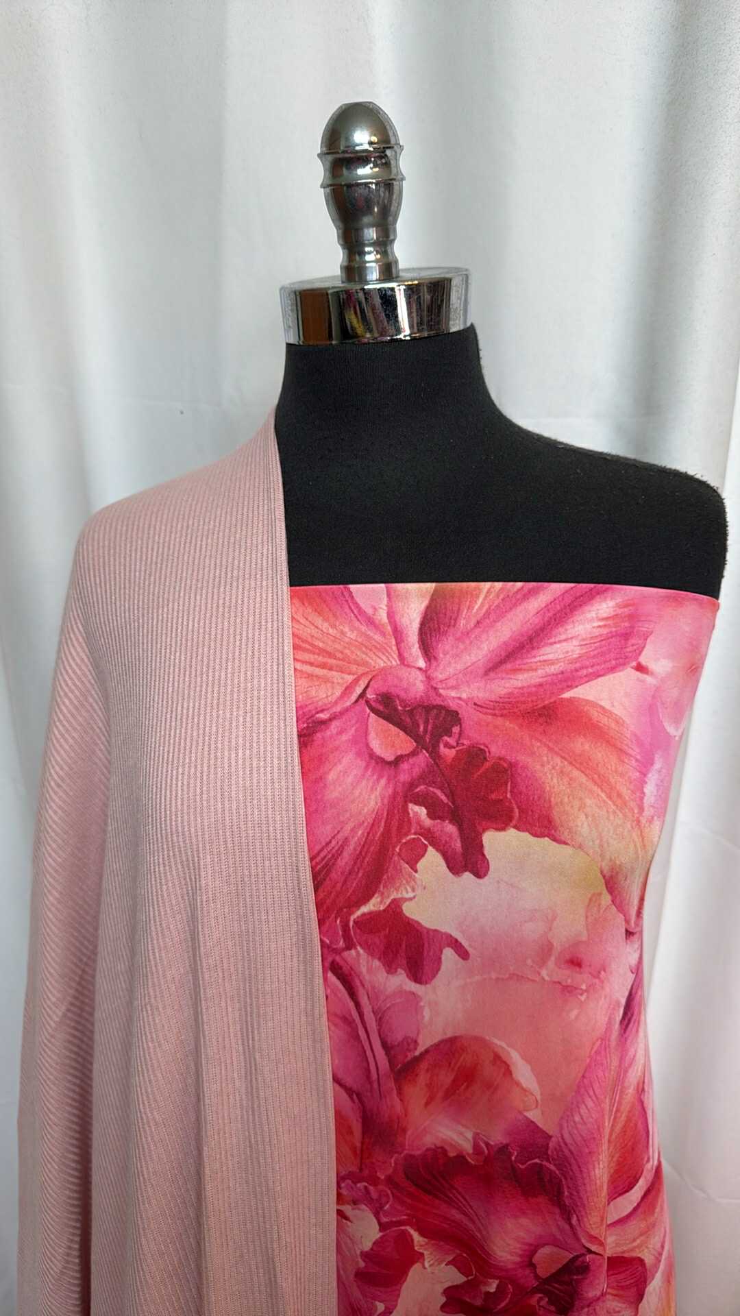 LIGHT PINK/ORCHID BUNDLE : 2.5YD Orchid Venezia & 2YD Light Pink Rib SK : A28780