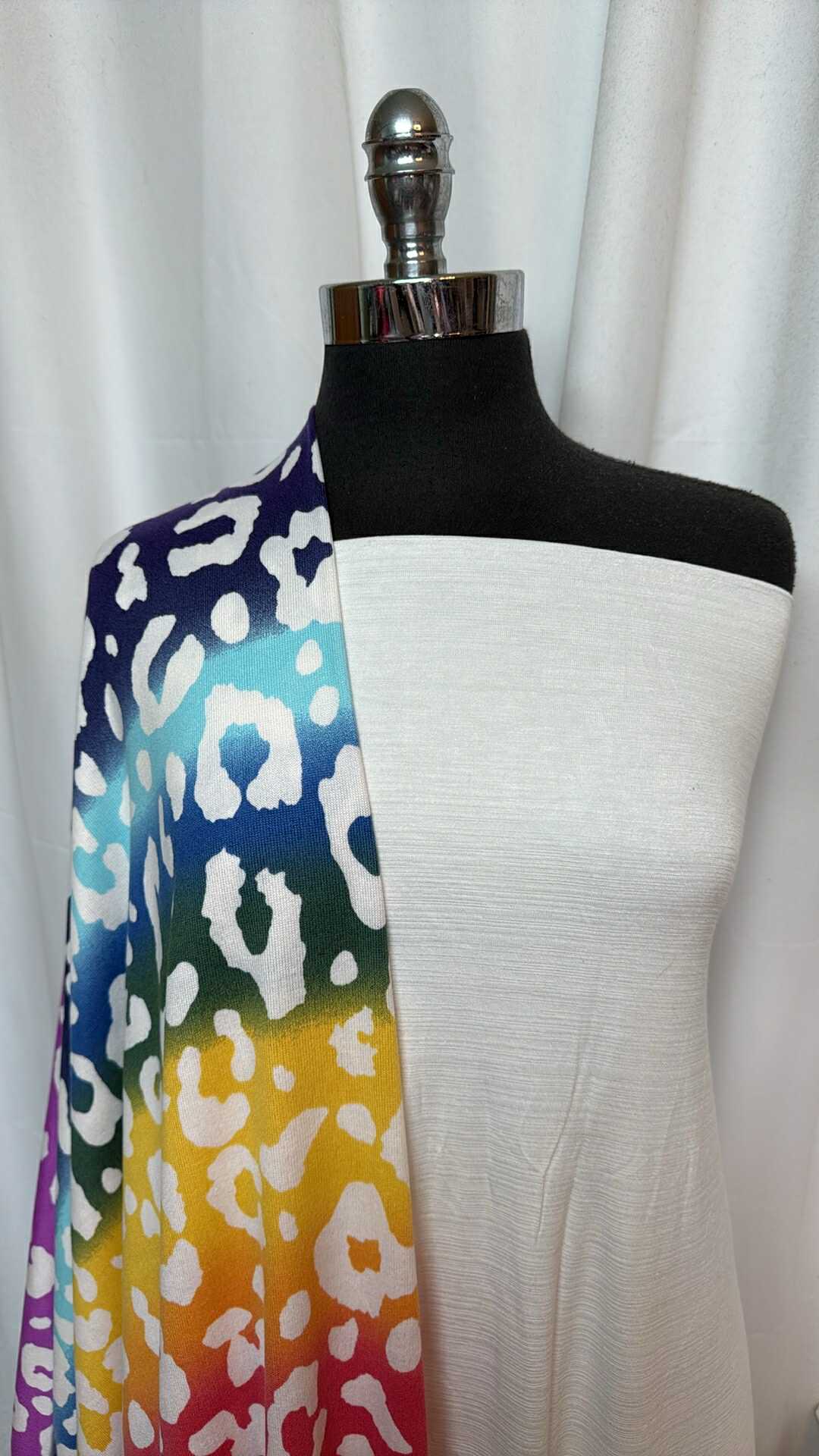 IVORY/RAINBOW LEOPARD BUNDLE : 2YD Ivory Ice Slub R/S & 1+YD Rainbow Leopard Oakley SK : A28854